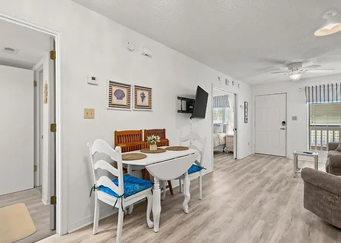 Apartment The Cove A118 Cozy Lagoon Getaway *
